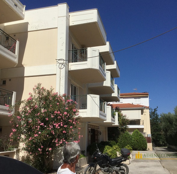 Building with flats in Patras 1