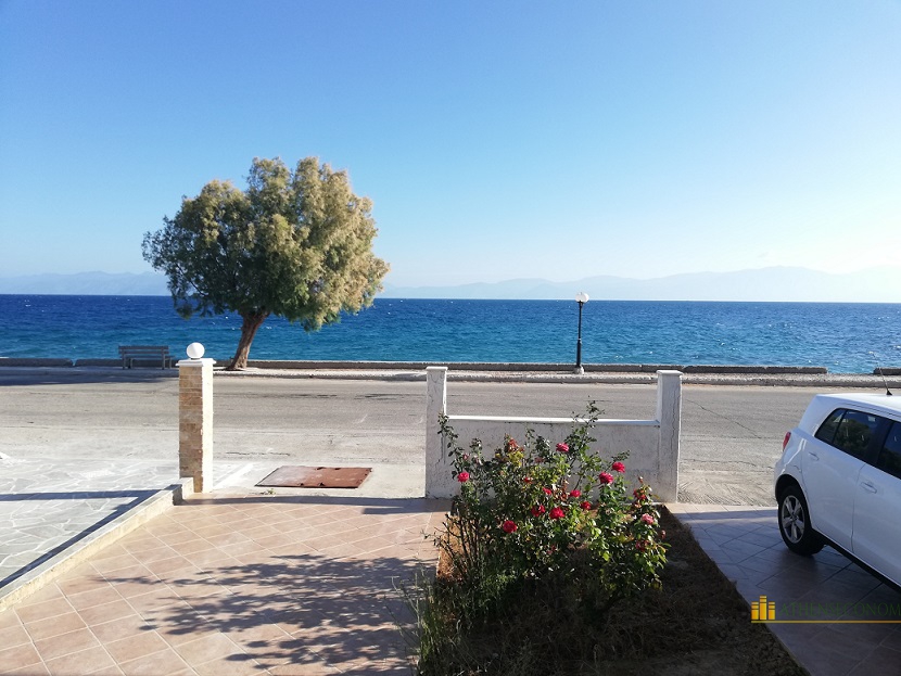 Seafront house in Xylokastro