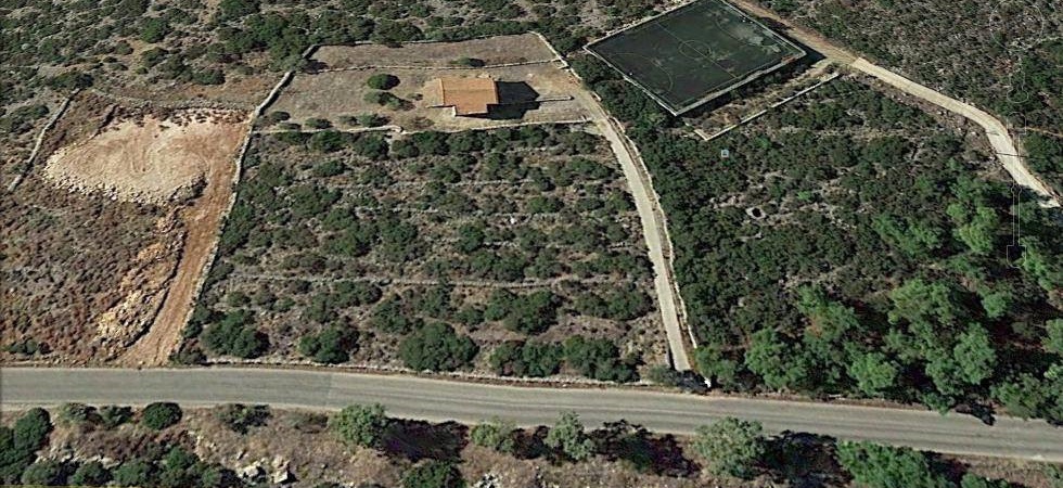 House with land at Chios island