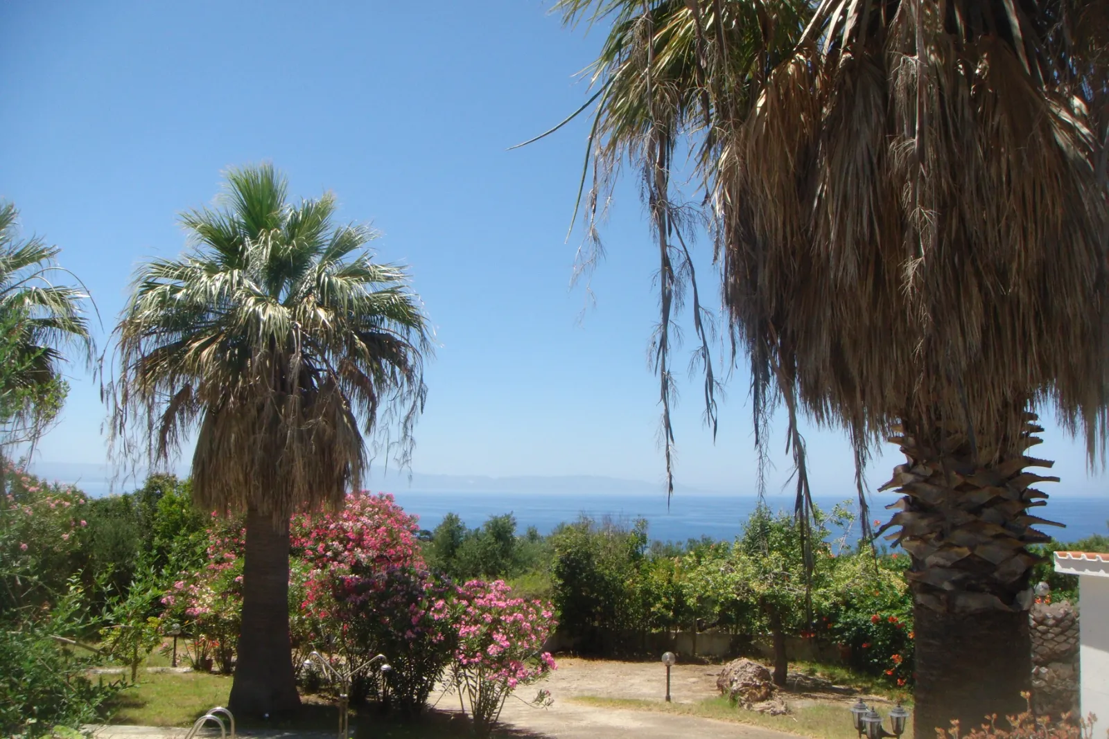 Sea view villa for sale in Kastro Killinis