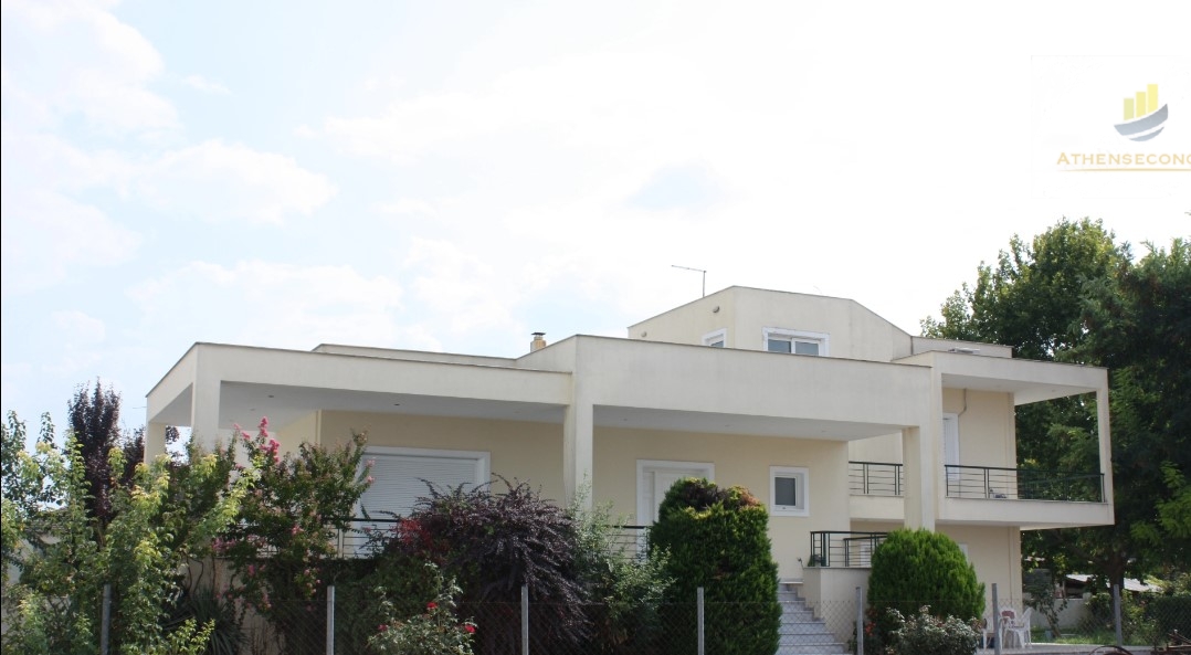 Villa for sale in Thessaly.