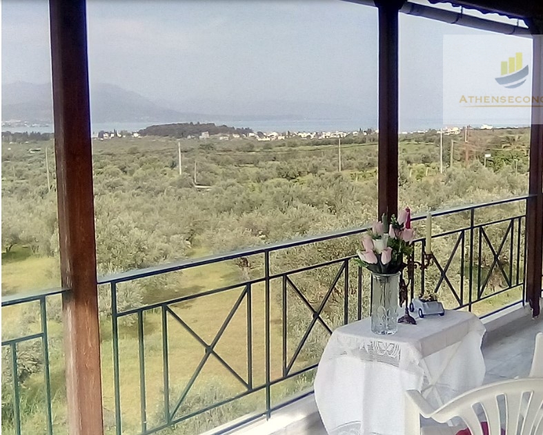 Villa in Paralia Avlidos for sale