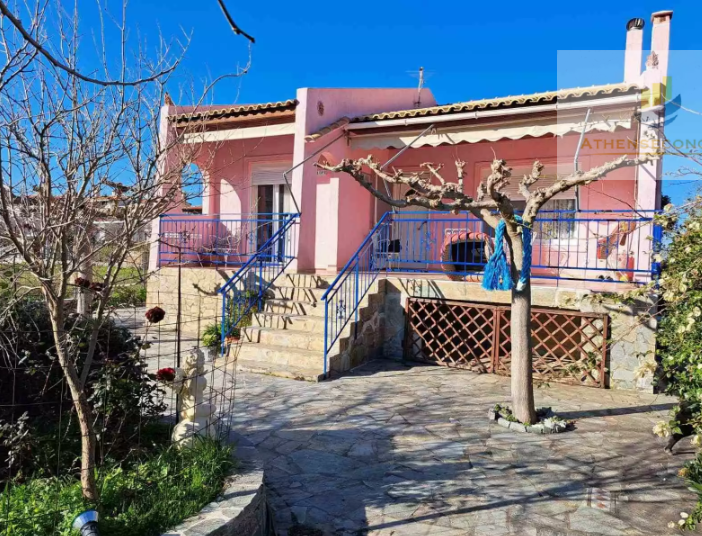 Detached house in Marmari, Evia island