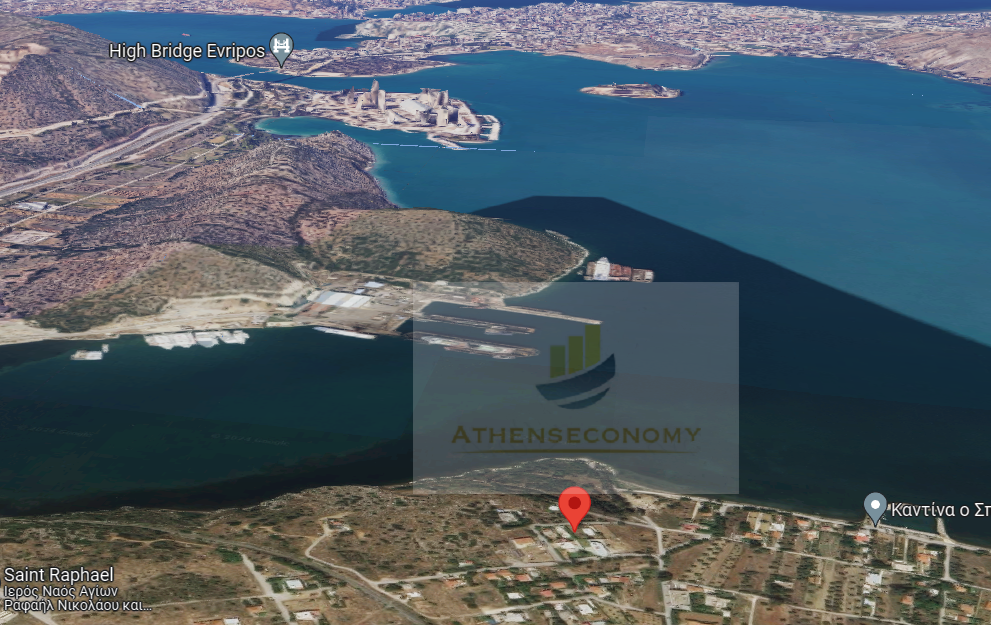 Seafront building land in Paralia Vatheos