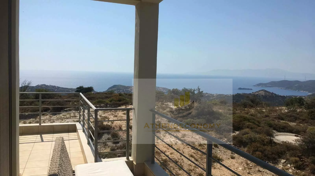 Detached house in Agioi Apostoli, Evia