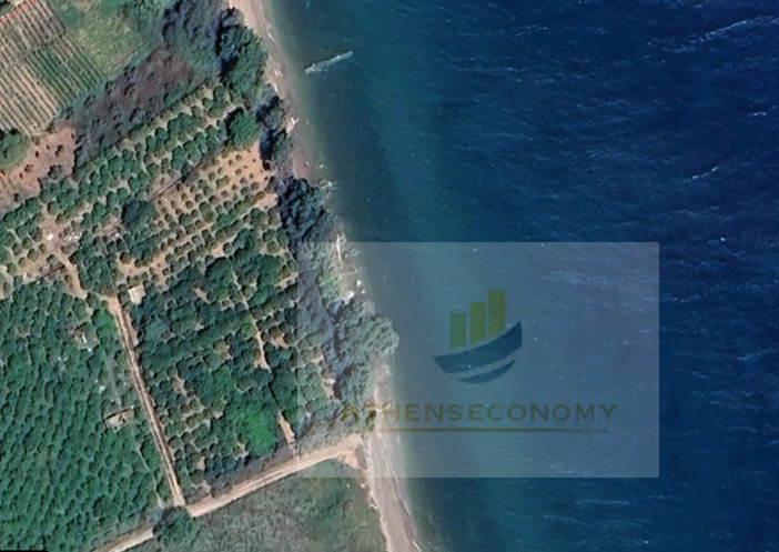 Seafront plot of land in Valimitika, Aigio