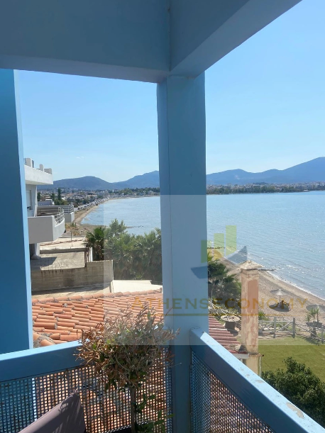 Seafront apartment in Chalkida, Evia.